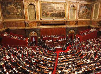 Los legisladores franceses reunidos en Versailles