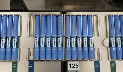 Inyecciones de Ozempic en la cadena de producción de Novo Nordisk, en Dinamarca.