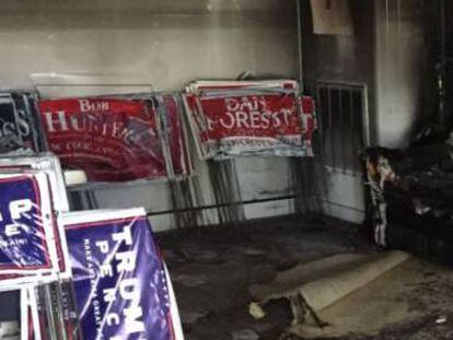 Imagen del interior de la sede atacada.