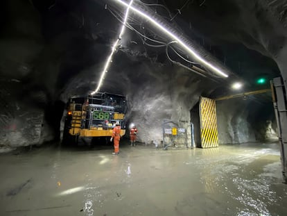 FILE PHOTO: A mining truck is seen during an industry tour group inside the Codelco El Teniente copper mine, the world's largest underground copper mine near Machali area, Rancagua, Chile October 15, 2020. REUTERS/Fabian Cambero/File Photo