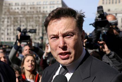 Elon Musk, saliendo de un juzgado de Manhattan (Nueva York) en 2019, en una imagen de archivo.