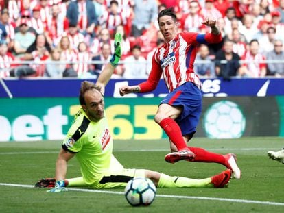 Fernando Torres, en un partido con el Atlético de Madrid.