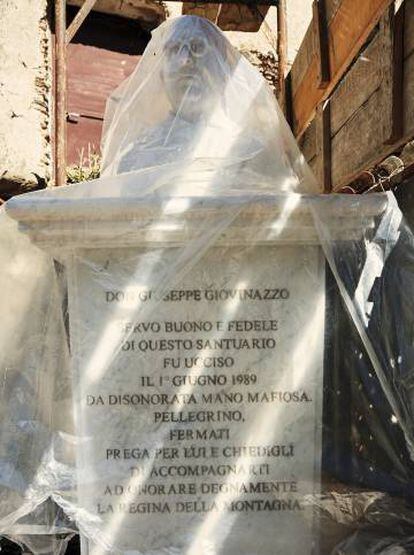 El busto de un cura asesinado por la ‘Ndrangheta.