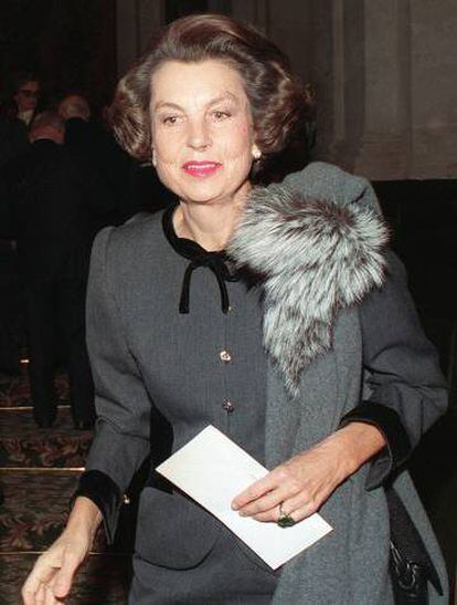 Liliane Bettencourt, en noviembre de 1988 en un desfile en París.