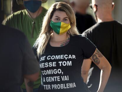 La activista bolsonarista Sara Winter, portavoz del grupo radical Los 300 de Brasil, en mayo.