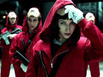 Escena de la primera temporada de 'La casa de papel'. En vídeo, trailer de la primera temporada.