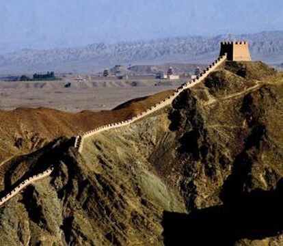 Inicio de la Gran Muralla en Jiayuguan, en la provincia china de Gansu.