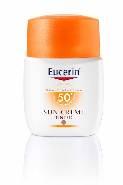 3. La crema con color de Eucerin es perfecta para el inicio del verano. Cuando todavía no estamos morenos y queremos aportar un toque de color a la vez que nos protegemos. (c.p.v.)