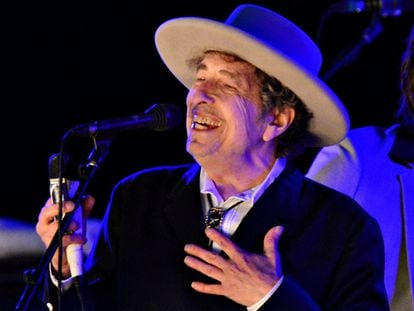 Bob Dylan, durante un concierto el 30 de junio de 2012 en Paddock Wood, en Inglaterra.