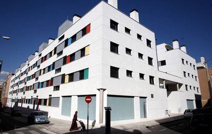 Edificio de viviendas protegidas en la calle Marcelina, 32 de Madrid.