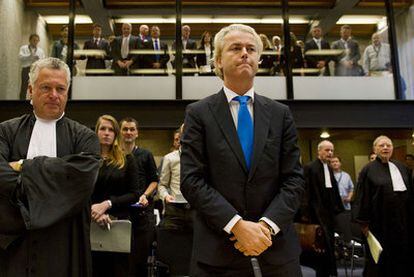 Geert Wilders, durante la vista del juicio celebrada ayer en Ámsterdam.