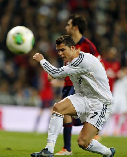 Ronaldo no llega a un balón