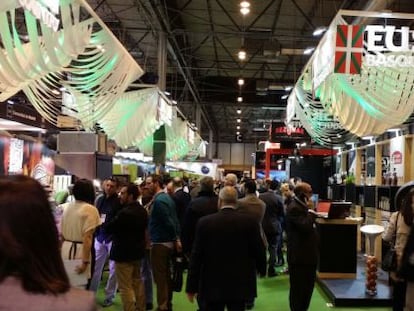 Uno de los stands de productos vascos en el sal&oacute;n Gourmets de Madrid.