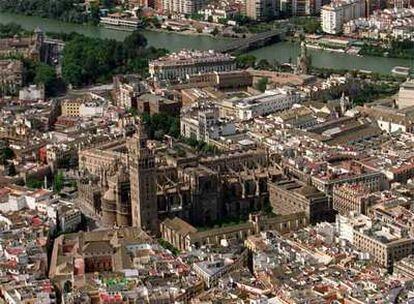 La primera guía de <i>El Viajero City</i> se dedica a Sevilla.