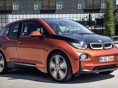 El BMW i3es el primer coche a pilas de altas prestaciones, aunque su dise&ntilde;o apuesta por la funcionalidad.