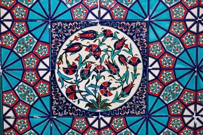 Azulejos decorativos en la mezquita Banya Bashi, en la capital búlgara.