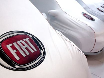 Logotipo de Fiat.