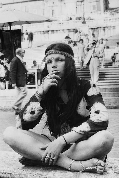 En los 70 este acabado se convirtió en seña de identidad de la estética hippy.