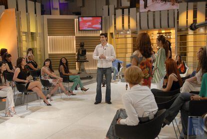 Mujeres y Hombres y viceversa, programa de Telecinco, en 2008.