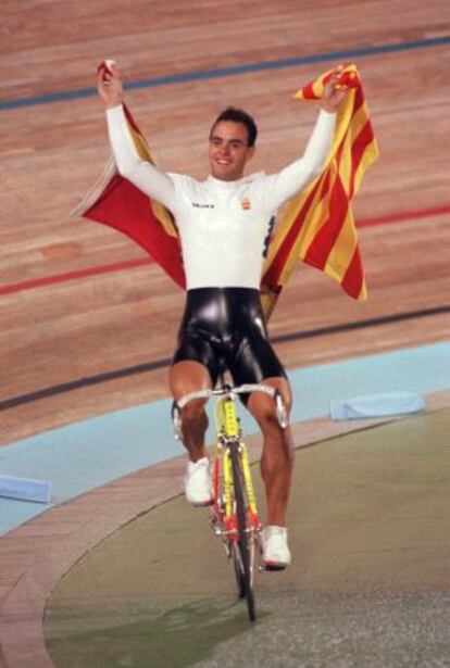 José Manuel Moreno, en la vuelta de honor.