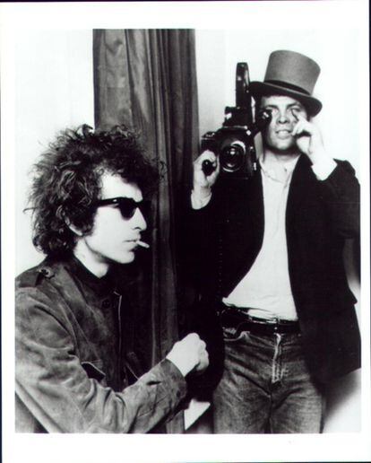 Pennebaker grabando a Bob Dylan para el documental <i>Don't look back</i>, en 1966