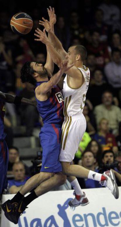 Navarro y Sergio Rodriguez, durante el partido
