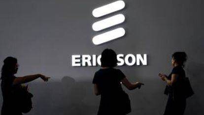 Logo de Ericsson en el MWC de Shanghái.