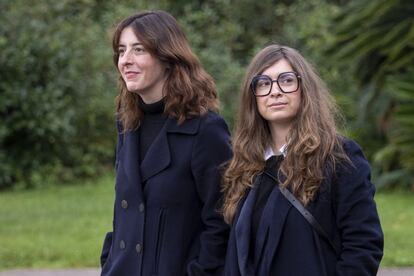 Lucia Lijtmaer e Isa Calderón, autoras del podcast 'Deforme semanal ideal total'.