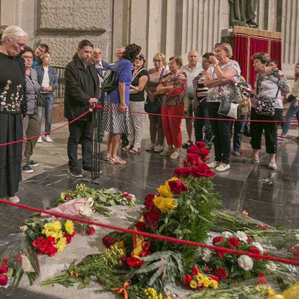 Valle de los Caídos: Últimos domingos con Franco | Politica | EL PAÍS