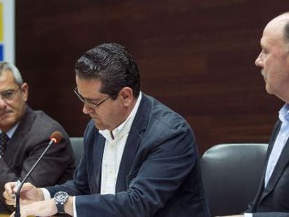 El portavoz del PP en las Cortes Valencianas, Jorge Bellver, se adhiere a la negociaci&oacute;n de medidas contra la corrupci&oacute;n.