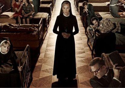Cartel promocional de 'American Horror Story: Asylum'