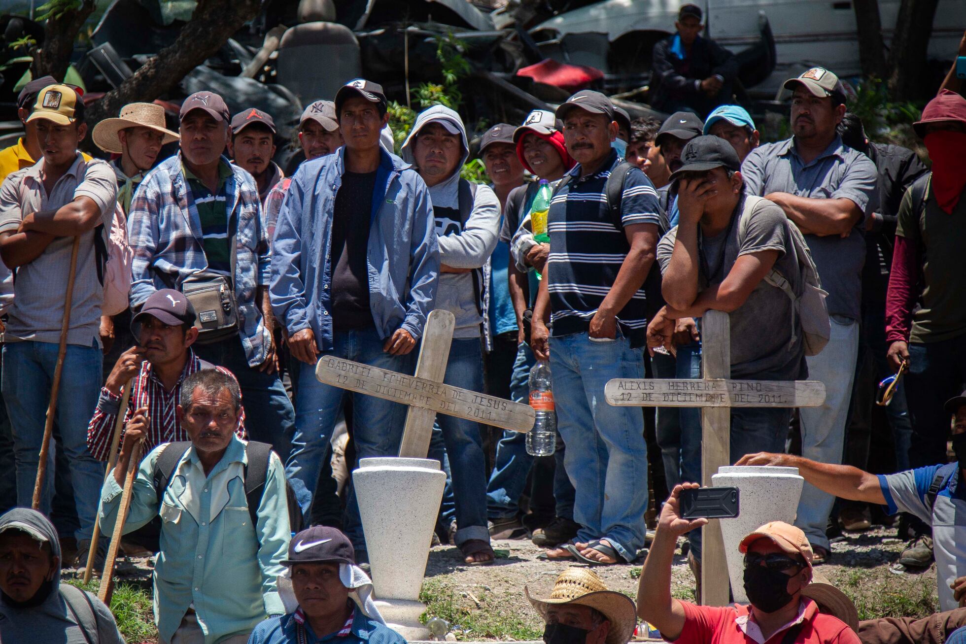 El narco y las protestas sociales ponen de rodillas al Estado de ...