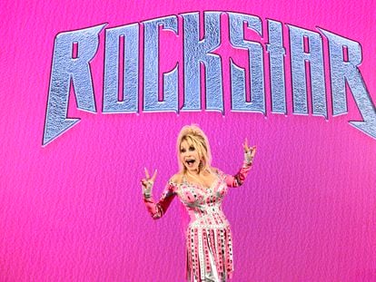 La cantante estadounidense Dolly Parton, en la presentación de su disco 'Rockstar' en Londres el pasado 29 de junio.