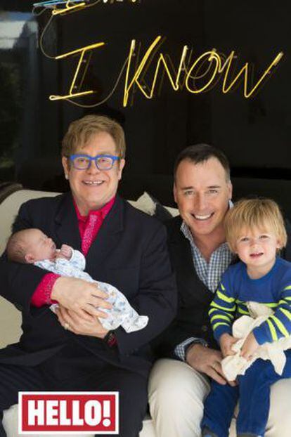 La familia de Elton John posa en exclusiva para ¡Hello!