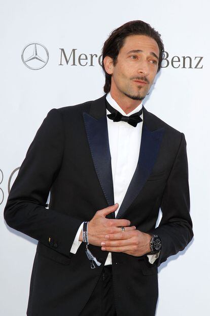 Adrien Brody no se pierde una fiesta de las muchas que ofrece Cannes.