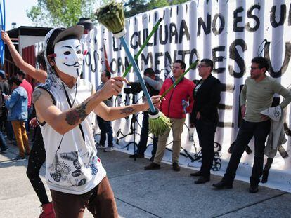 Artistas en la manifestación fuera de la Cámara de Diputados.