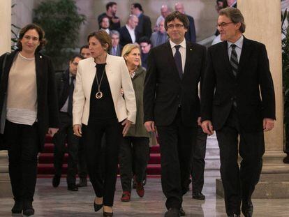 Colau, Forcadell, Puigdemont i Mas a la reuni&oacute; pel pacte nacional pel refer&egrave;ndum  
  
   
  
 