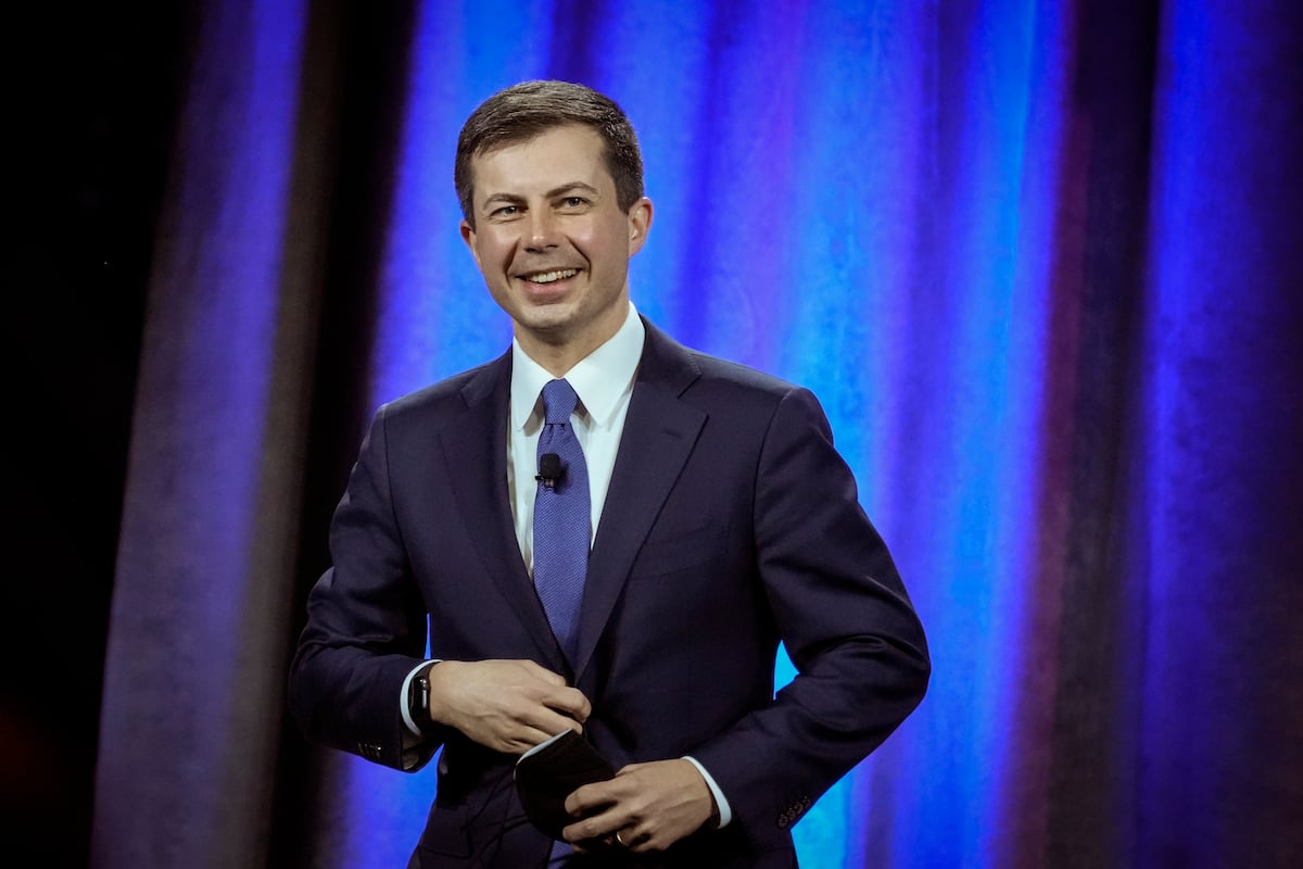 Pete Buttigieg, secretario de Transporte de EE UU: “Necesitamos que los republicanos recuperen el sentido común” | Internacional