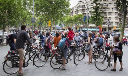 Rutas turísticas en bicicleta por el centro de Barcelona.