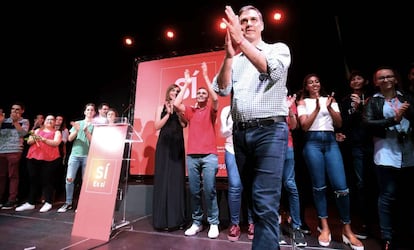 Pedro S&aacute;nchez, en un acto de campa&ntilde;a para las primarias este martes en La Laguna (Tenerife). 