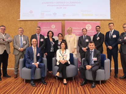 Miembros de la Cátedra de Empresa Familiar de la Universitat de Valencia durante la segunda jornada de 'Empresas familiares en el mundo'.