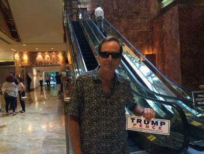 James Alexander, de 63 años, en la Torre Trump.
