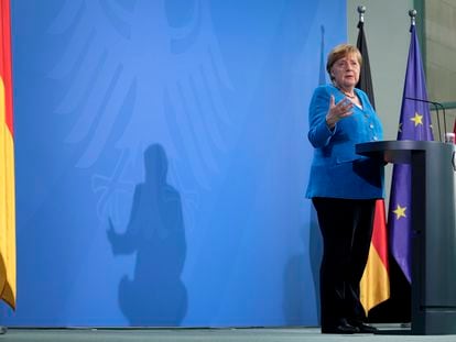 La canciller alemana, Angela Merkel, durante la rueda de prensa posterior a la cumbre de Berlín sobre los Balcanes occientales este lunes.