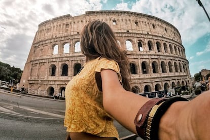 Un ‘selfie’ frente al Coliseo de Roma.