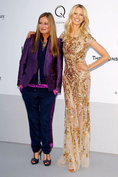 Karolina Kurkova con Eva Cavalli vestida del diseñador.