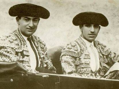Joselito el Gallo, a la izquierda, y Juan Belmonte, en una tarde de toros.