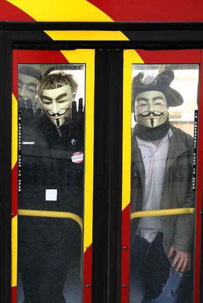 Protesta de Anonymous en Londres.