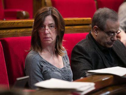 Montserrat Capdevila, diputada del PSC, durante la sesión ordinaria en el pleno del Parlamento de Cataluña.