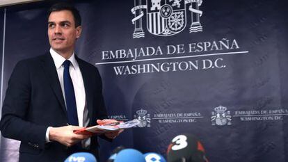 Pedro Sánchez, en la Embajada de España en Washington.