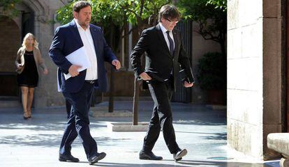 El vicepresidente de la Generalitat, Oriol Junqueras, y el presidente, Carles Puigdemont, este junio.